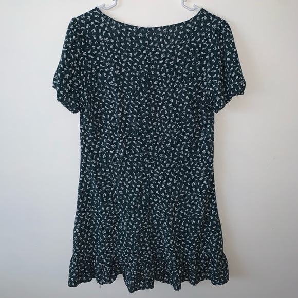 H&M green dress - Picture 2 of 2